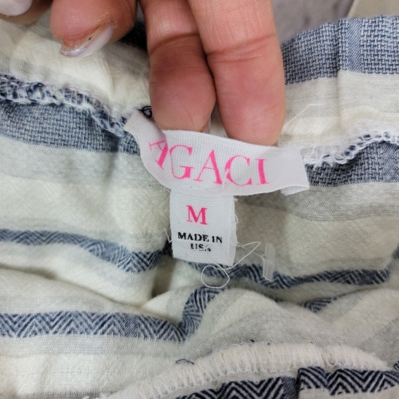 A'GACI OFF SHOULDERS RUFFLE CROPPED TOP sz M(+390) - Picture 7 of 14